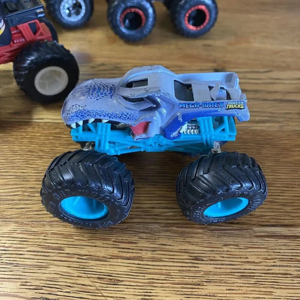 Lot of 4 Toy Monster Trucks Sponge Bob Spider Man Hot Wheels 4 Inch